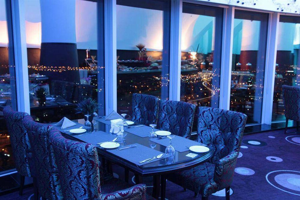 Platinum Park Hotel