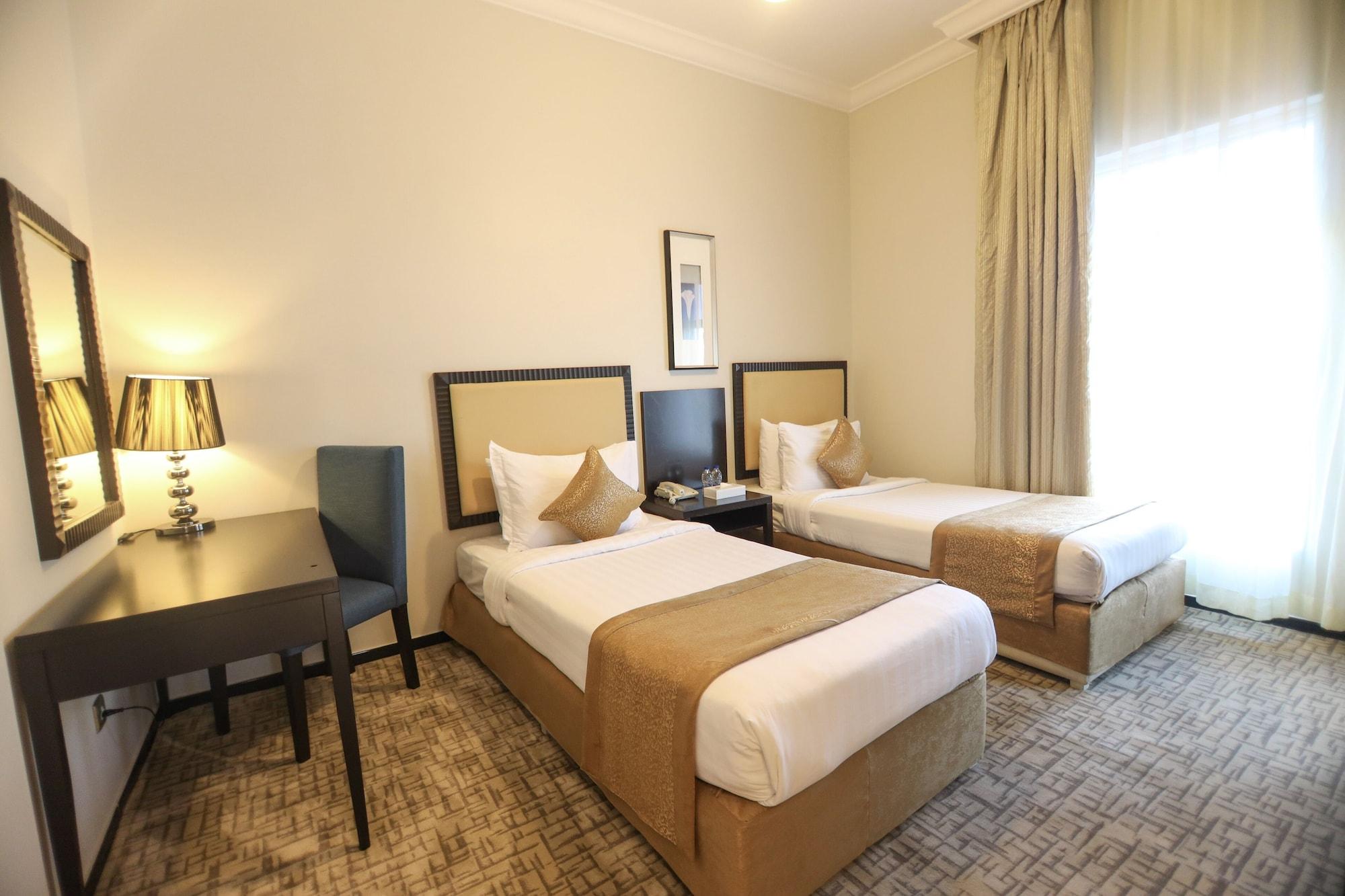 Platinum Park 4*