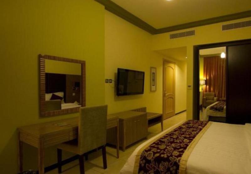 Platinum Park Hotel